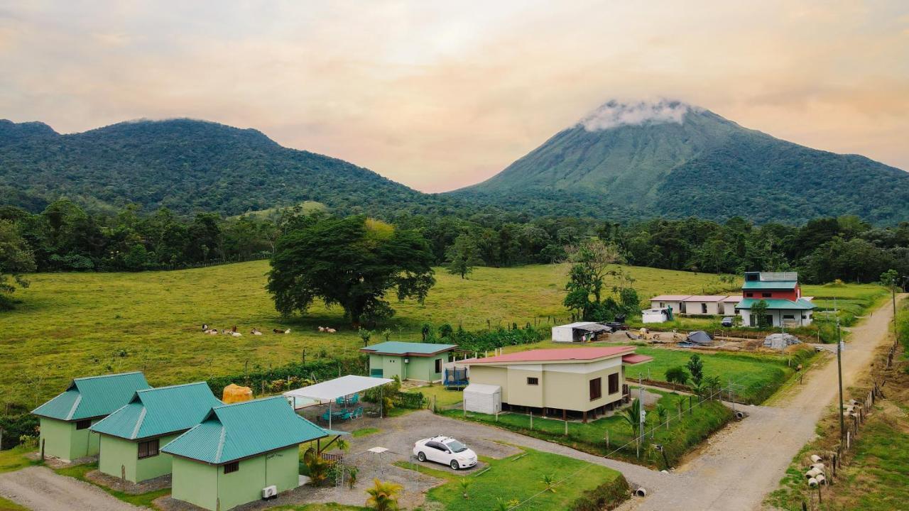 Chongos Place Hotel La Fortuna Eksteriør billede